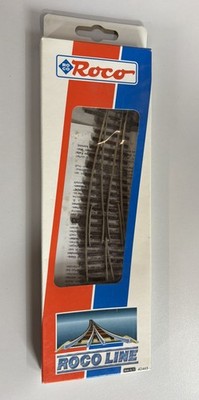 Roco Line Bogenweiche links (BWl2/3) im Maßstab H0 (Artikelnummer 42464).