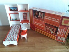 Meubles en bois poupées FRADE Vintage Années 70