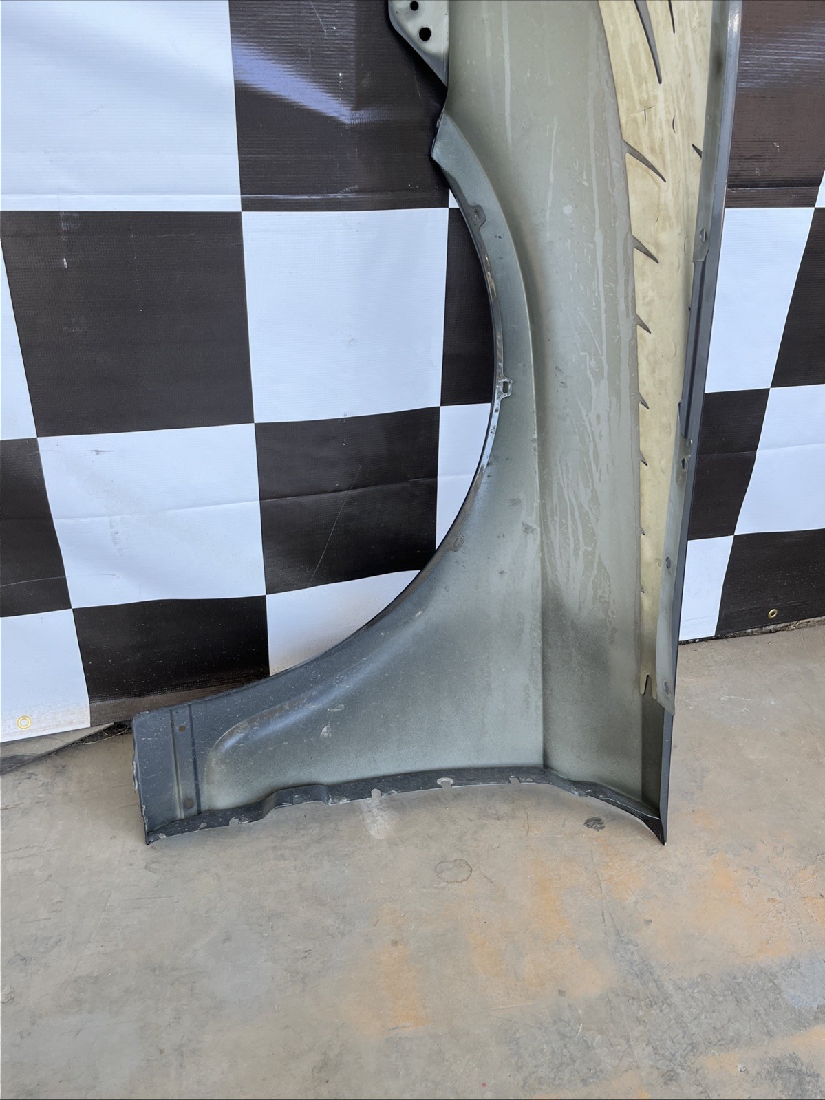 2003-2011 Bentley Continental Gt Right Side Fender Used Oem 3W8821022P