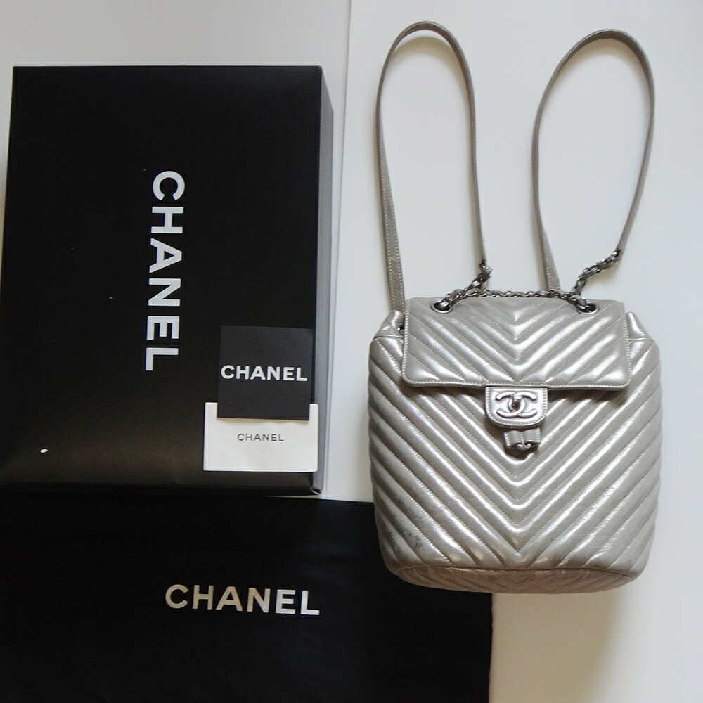 Chanel Chevron V Stitch Leather Backpack A91121 Silver Light Gray Womens