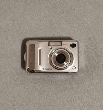 FUJIFILM FinePix A500 Compact Digital Camera Tested Great Condition