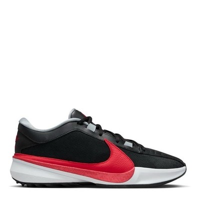Nike Zoom Freak 5 Basketballschuhe Junior Jungen schwarz Gr. UK 5 (RefB47)