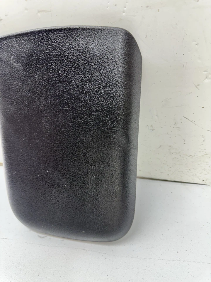 Ford Mustang 2005-2009 negro consola central reposabrazos tapa OEM Foto 3 de 4