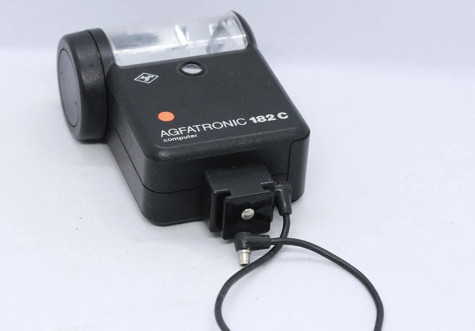 Agfa Agfatronic 182 C Blitzgerät ür analog kameras - Bild 4 von 4