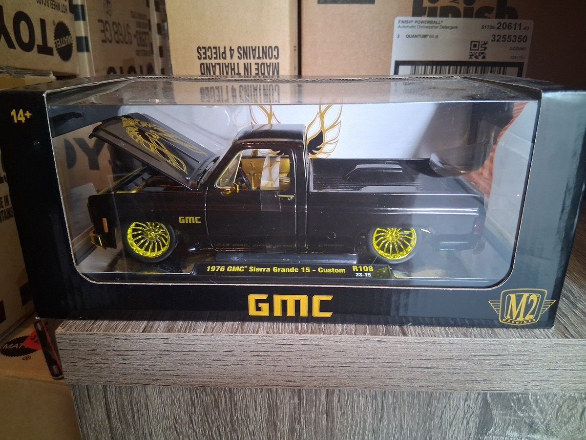 1976 GMC Sierra Grande （チェイス750台限定） M2 Machines 1976 GMC Sierra Grande 15 SS02 CHASE Diorama 750
