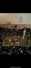 Dept 56 Halloween Creepy Lighted Front Yard 53242 RETIRED Works