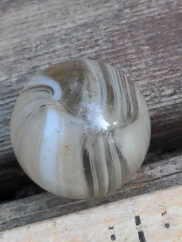 Vintage White Lines Glass Marble Shooter 5/8" Hobby Collectible Clear - Picture 7 of 10