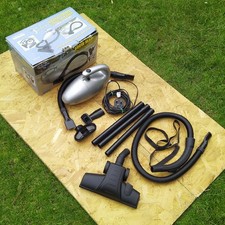 Lloytron Shark Compact Vacuum Cleaner E481, 600W + Accessories (Complete, Works)