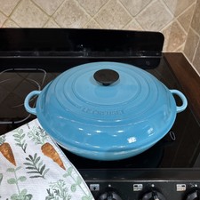 Le Creuset Brasiere a casseruola poco profonda 30 cm in verde acqua. In ottime condizioni senza scatola