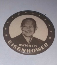 Pinback button promoting Dwight Eisenhower W/Classic Ike picture CELLULOID 1.75"