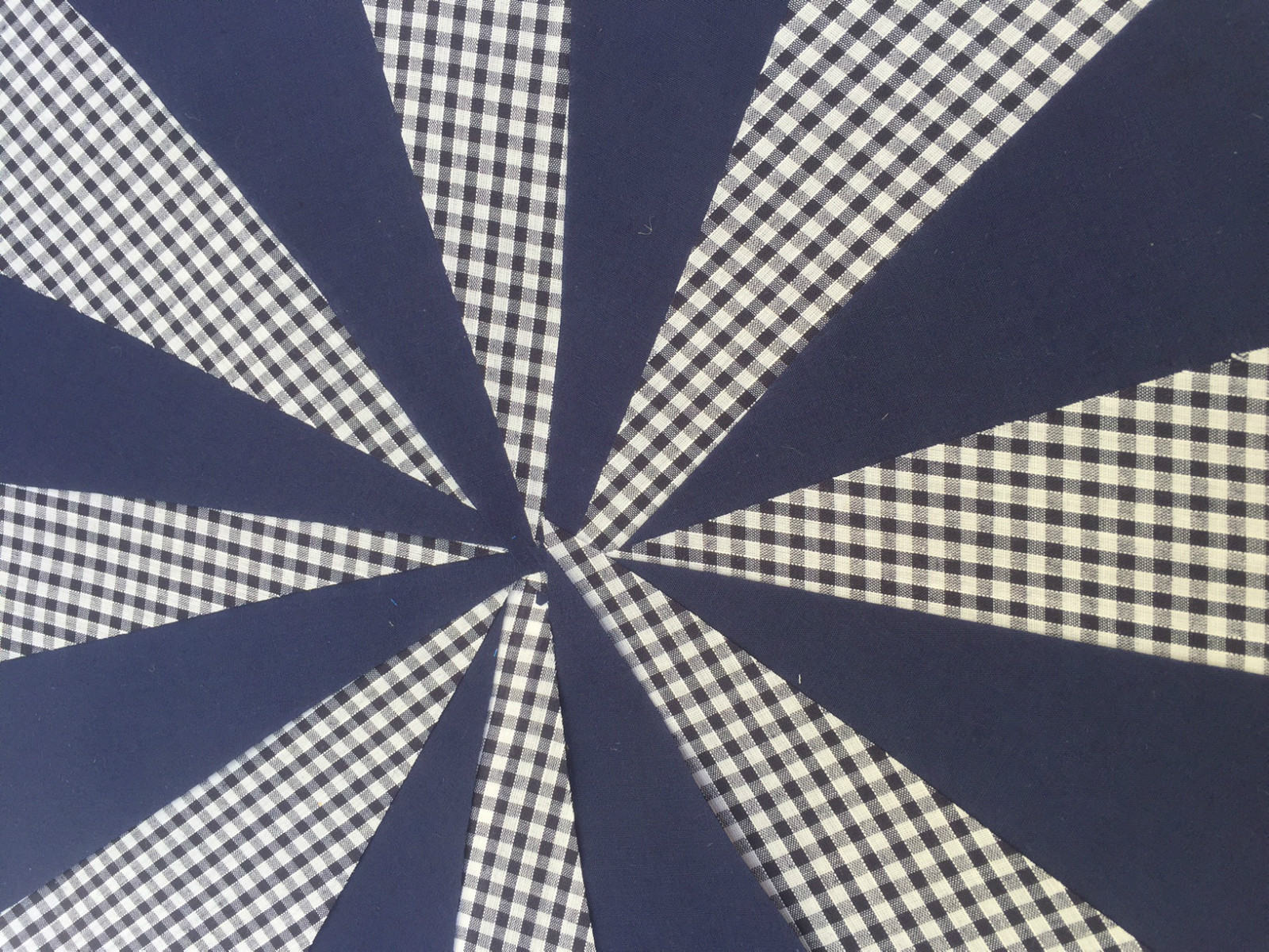HANDMADE FABRIC BUNTING.WEDDINGS ,PARTIES,VINTAGE NAVY COLLECTION.HESSIAN NOWY magazyn