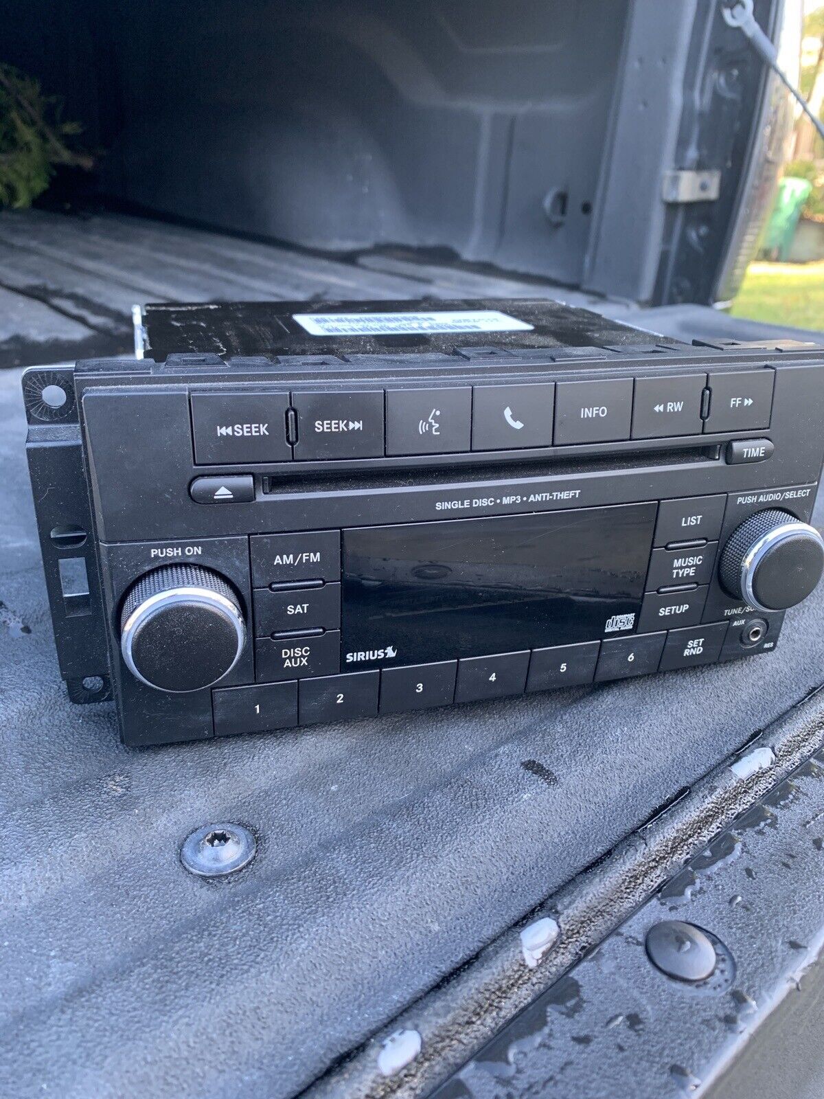 07-17 Dodge Ram 1500 Radio Stereo CD Player Stereo Receiver AM/FM