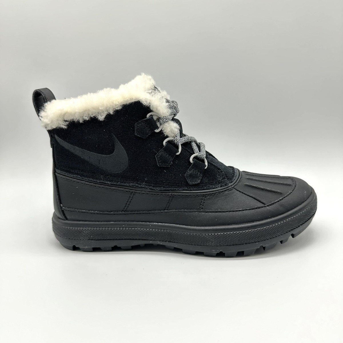 Nike Woodside Chukka 2 Black Anthracite Fur Boots 537345-001