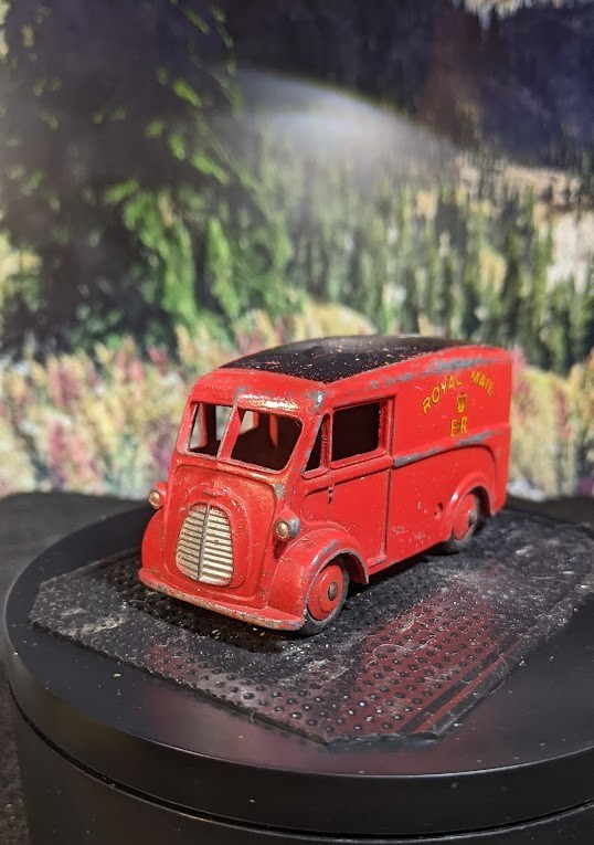 ディンキー　Dinky #260  Mail Van 1955 Dinky 260 - QDT