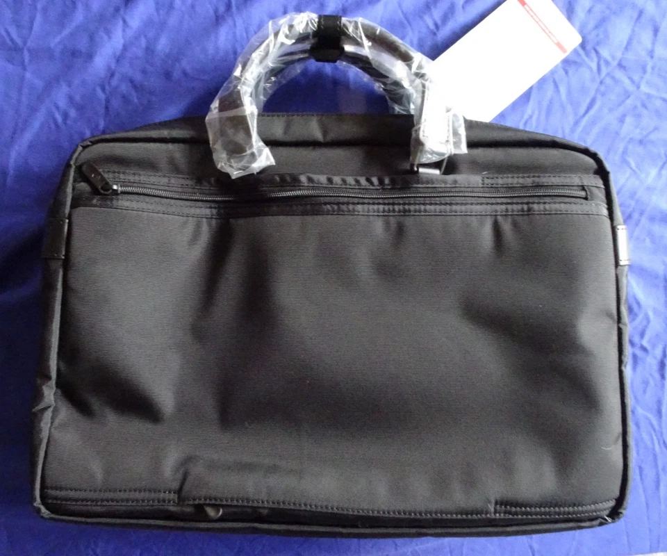 NEW Victorinox - Werks Professional 2.0 Bag - Laptop Brief 15” Expandable Travel - Image 3 of 4