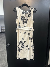 TAHARI ARTHUR S. LEVINE Ivory Black Floral Belted Sleeveless A-Line Dress Size …