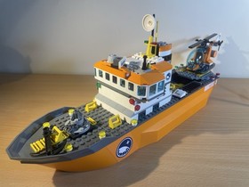 LEGO City Arctic Icebreaker 60062 &ndash; RETIRED Set &ndash; 100% COMPLETE w/ Minifigures