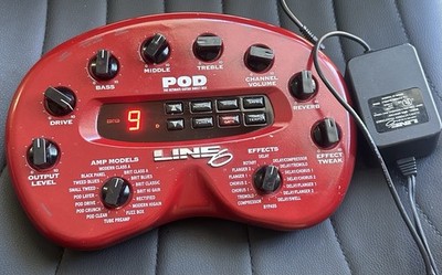LINE 6 POD version 2.0 Multi-Effects Guitar Effect Pedal w/ POWER CORD Excellent