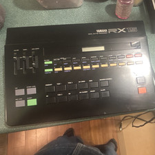 Yamaha RX15 Digital Tabletop Rhythm Programmer Drum Machine Black Sync Pan