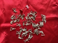 50 toy plastic soldiers and flag