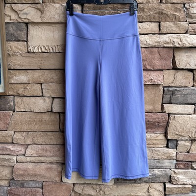 New Athleta M Elation Wide Crop Pants Purple Size Medium Yoga Pants