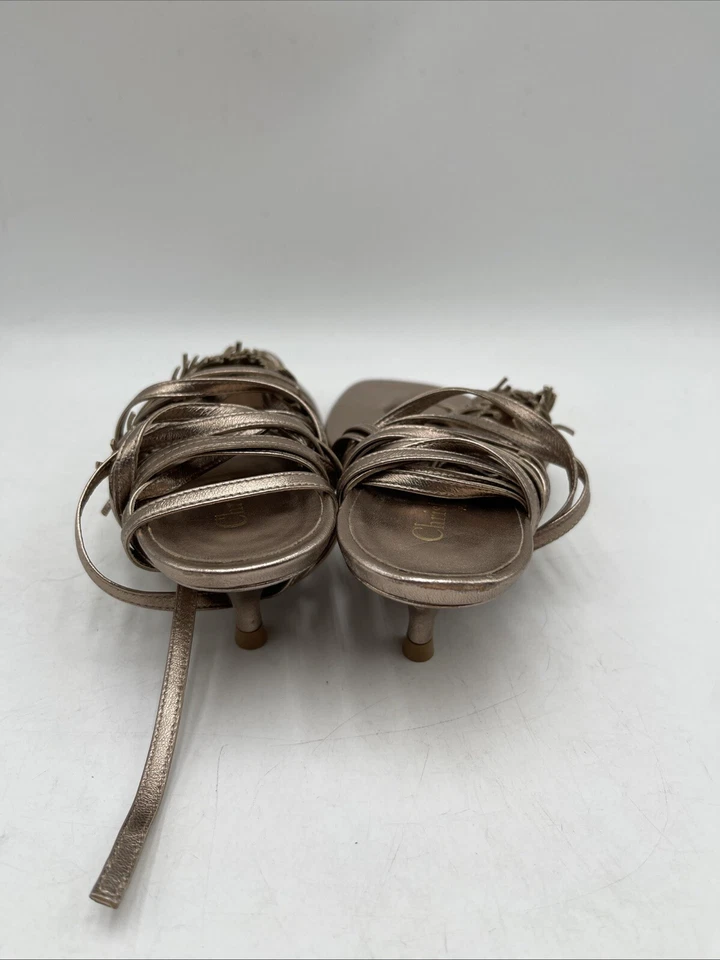 Sandalias Christian Dior de tacón envolvente al tobillo con punta abierta de cuero dorado rosa para mujer 39’s Foto 4 de 4