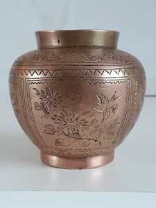 Antique Chinese Bronze Hand Engraved Pot. Work Of Art.