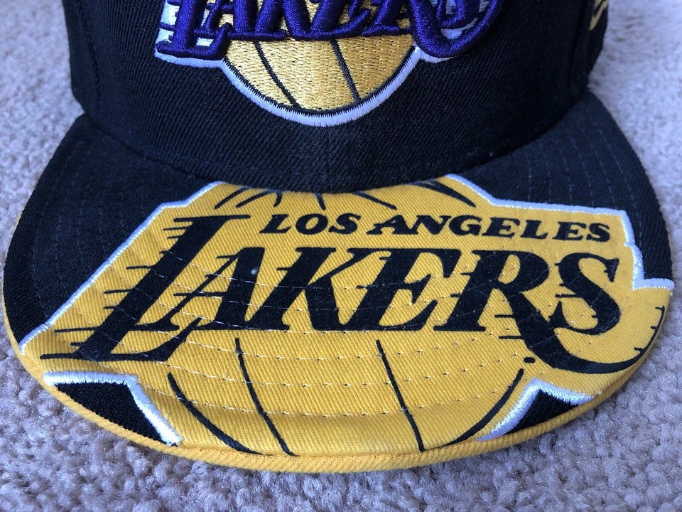Los Angeles Lakers NBA New Era 59FIFTY Hat, Size 7 3/8, Black w/ Lakers' Colors - Image 3 of 4