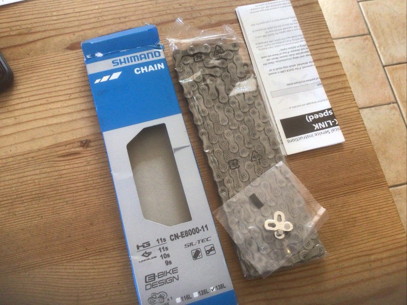 Shimano CN-E8000-11 Heavy Duty 11-Speed E-Bike Chain - 138 Link