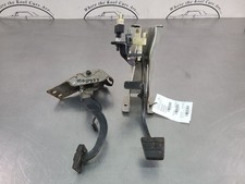 1984-89 C4 Corvette Clutch And Brake Pedal Assemblies - Oem