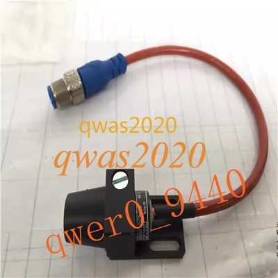 1PC SENSTRONIC Sensor A126302L120471KTS