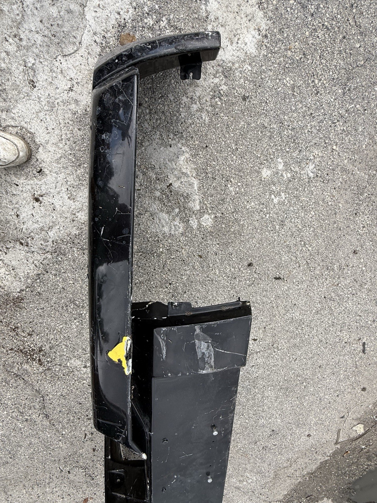 2001-2006 Lamborghini Murcielago Coupe Roaster Rear Bumper Cover 410807301A OEM