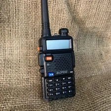 Baofeng UV-5R Dual-BandTwo-way Walkie Talkie Untested ham radio  E5
