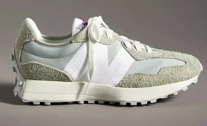 Scarpe sneakers casual New Balance 327 unisex donna 7 uomo 5 5 bianco oliva