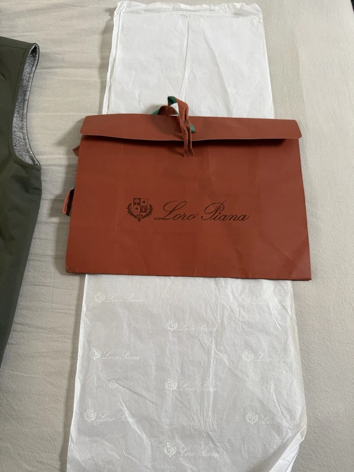 Loro Piana Reversible Marlin Vest in Olive Green - Size 50 (M/L) - Brand New - Image 4 of 4