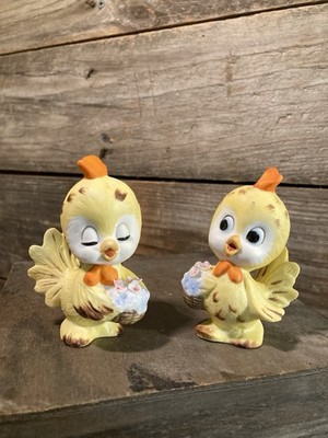 2 Vintage Lefton Ceramic Easter Chicks w/ Flower Basket Figurines Chicken