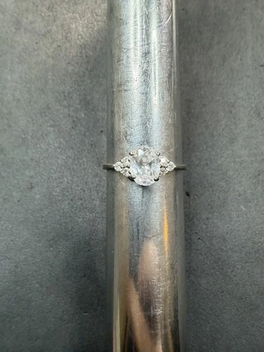 2.2g VTG Sterling Silver 925 CZ Ring Size 9.5 Jewelry Lot O