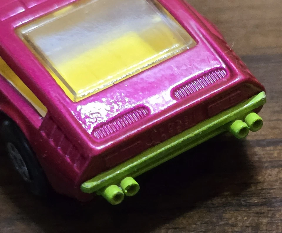 3" Matchbox 1:64 Superfast #32 1972 Maserati Bora Green Base Door Open Loose Car - Image 3 of 4