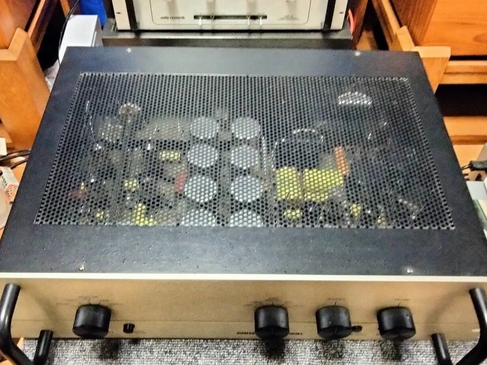 conrad johnson Premier zwei Vakuum-Röhren-Vorverstärker AC 100 V aus Japan fu... - Bild 2 von 4