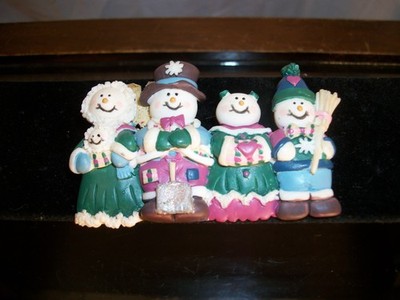 House of Lloyd Christmas Snowman Family Brooch 2001 Signed