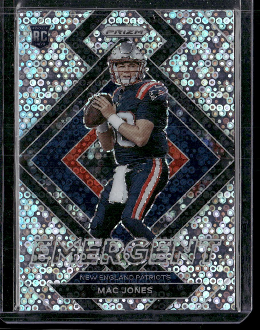 2021 Panini Prizm #E-6 Mac Jones Emergent Prizms No Huddle