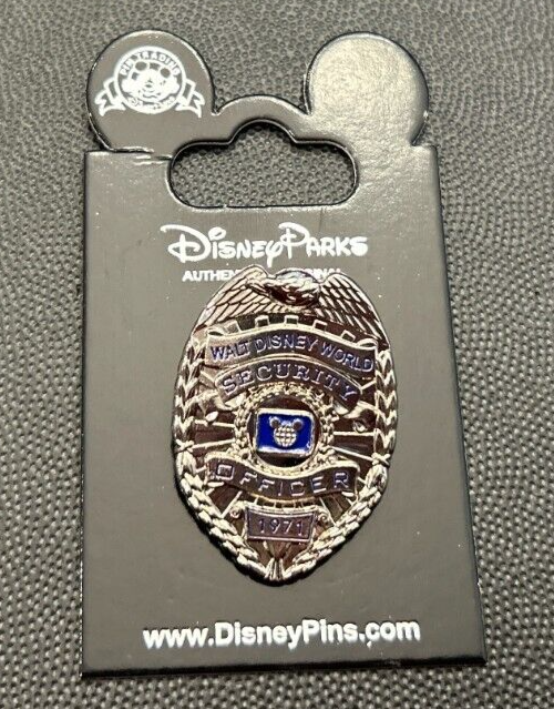 Disney pin 97580 Security badge Walt Disney World costume
