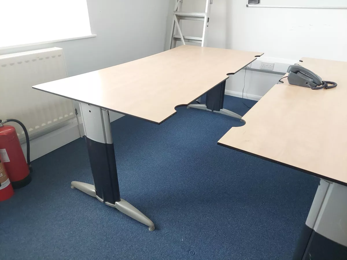 Quality desks for sale deals