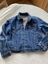 men’s vintage Levi’s Jean jacket size 42 made in USA