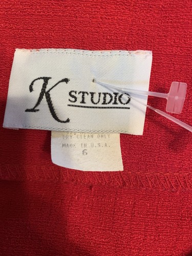 K Studios 2 Piece Suit Red And Black Size 6 Career Suit - Picture 7 of 7