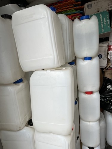 5L 20L 25L PLASTIC WATER CONTAINER DRUM JERRYCAN JERRICAN UN STACKABLE - Picture 2 of 5