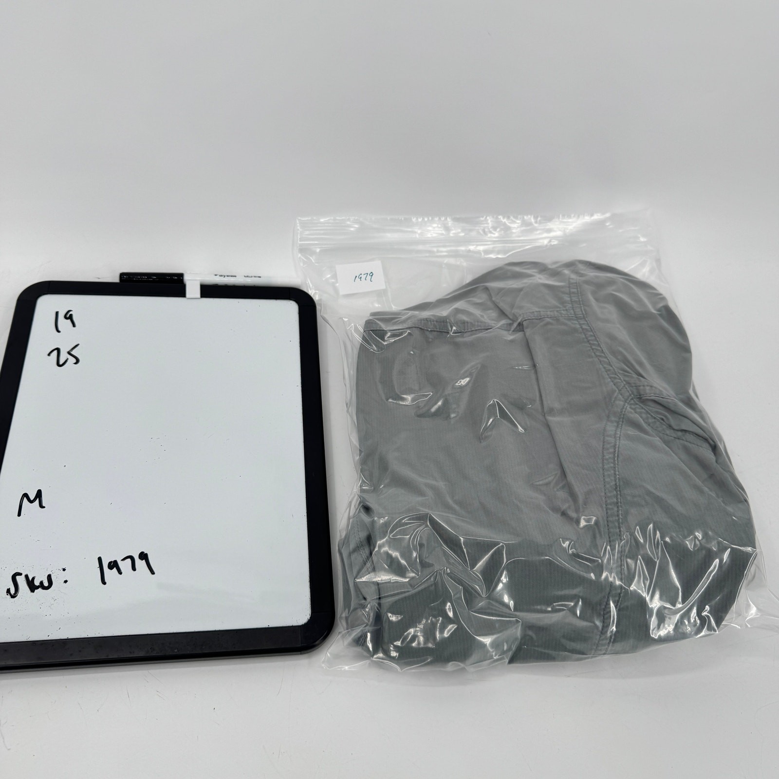 Kuhl Stryka Jacket Womens Medium Hooded Field Full Zip Dusty Sage Green Coastal