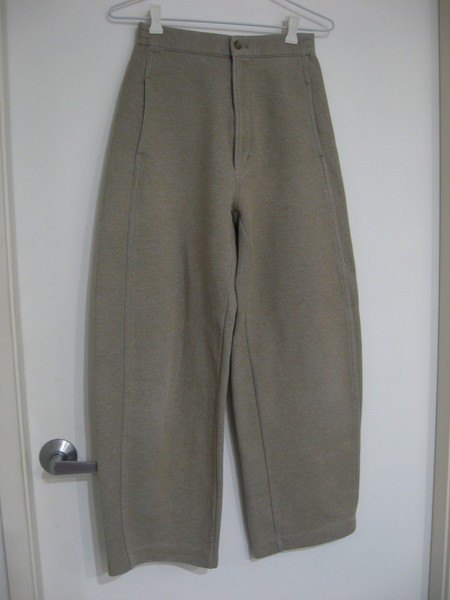 UNIGLO LIGHT TAUPE HIGH WAISTED BARREL LEG PANTS WITH POCKETS SIZE S