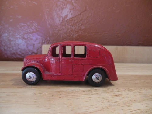 VINTAGE DINKY TOYS MECCANO  FIRE ENGINE TRUCK VAN ENGLAND