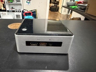 Intel NUC NUC5i5RYH Tiny PC i5-5250U 8GB RAM 500GB SSD Win 10 NO WiFi